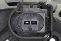 12317802929VM1 12317802929 12 31 7 802 929 7802929 V20-13-80350 BMW E66 -  Alternator
